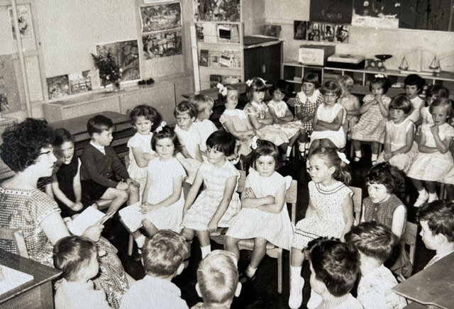 BW_1960s_Classroom-Storytime.jpeg