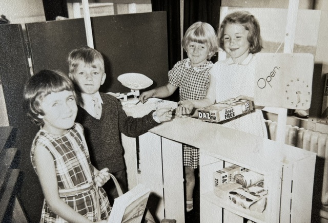 BW_1960s_PlayingShop.jpeg